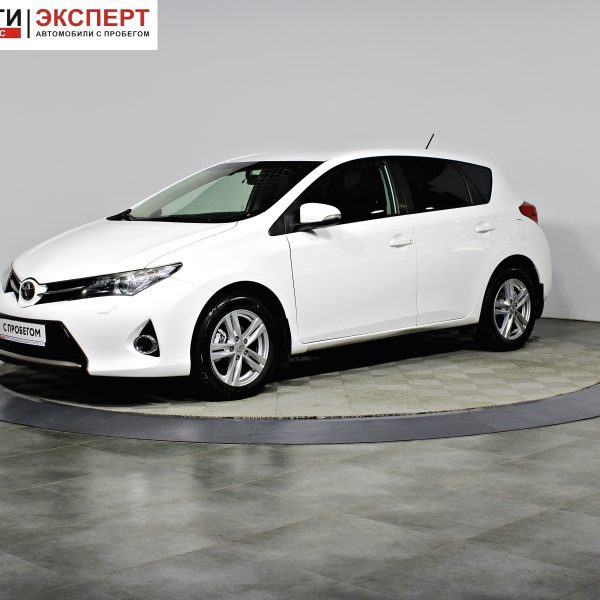 Toyota Auris, II