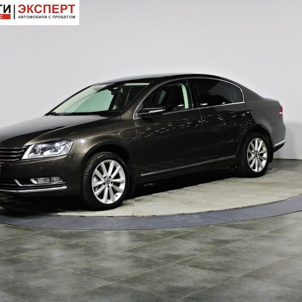 Volkswagen Passat, B7
