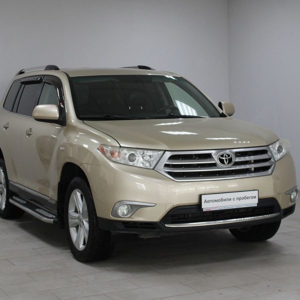 Toyota Highlander II рестайлинг (2010—2013)